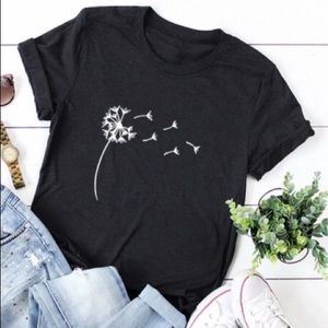 NWT dandelion tee!